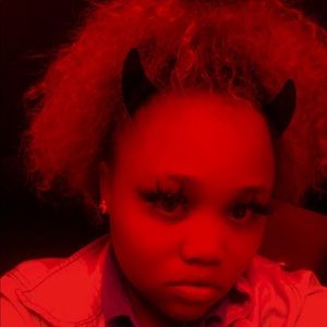 Meet your Posher, Deondra